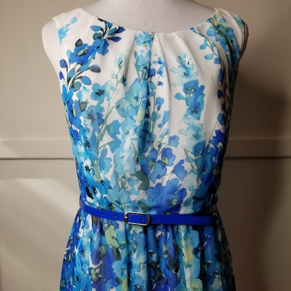 Connected Apparel Blue Blomming Dress